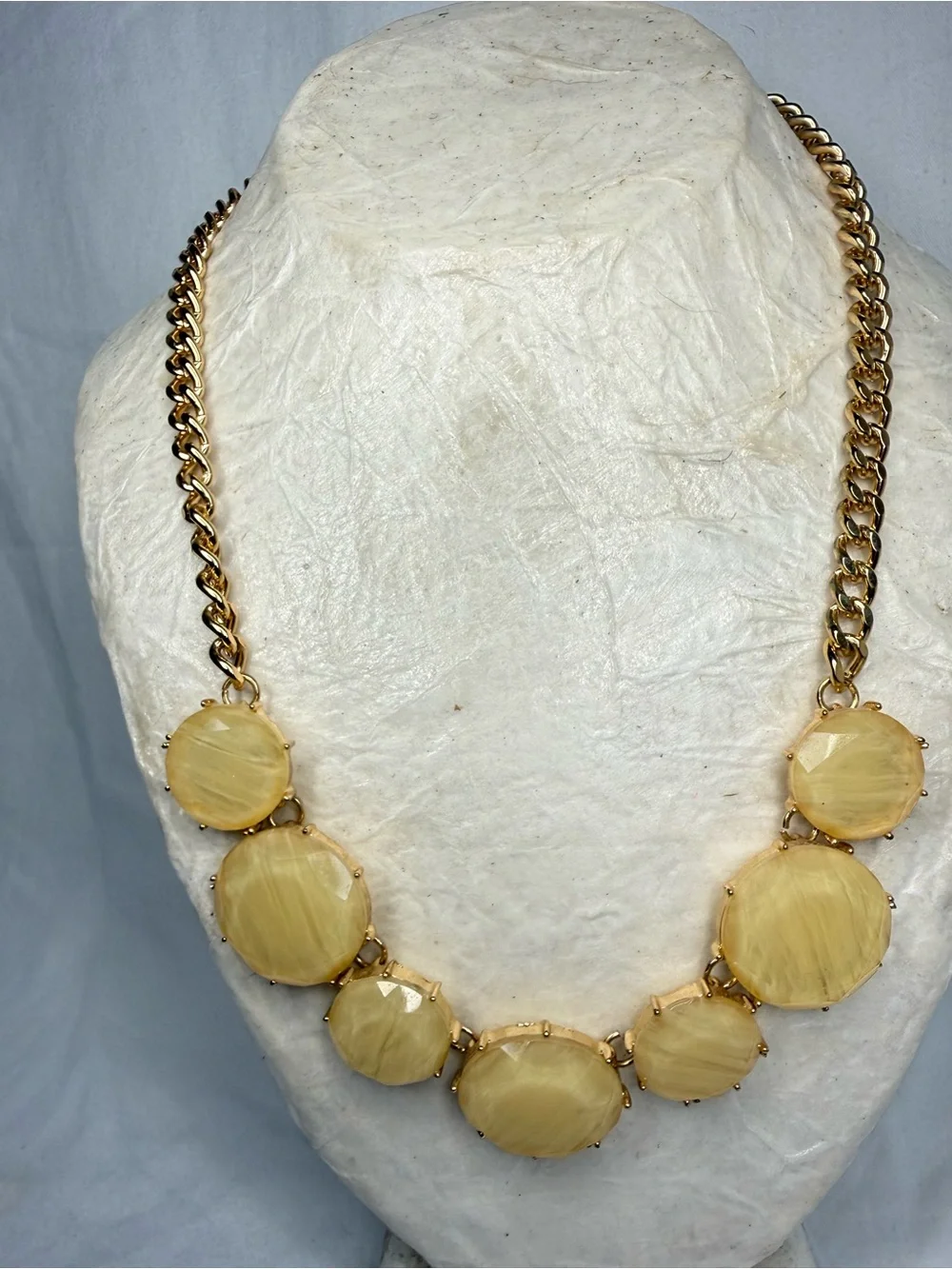 INC International Concepts Yellow Faceted Circle Statement Necklace 16” +2”